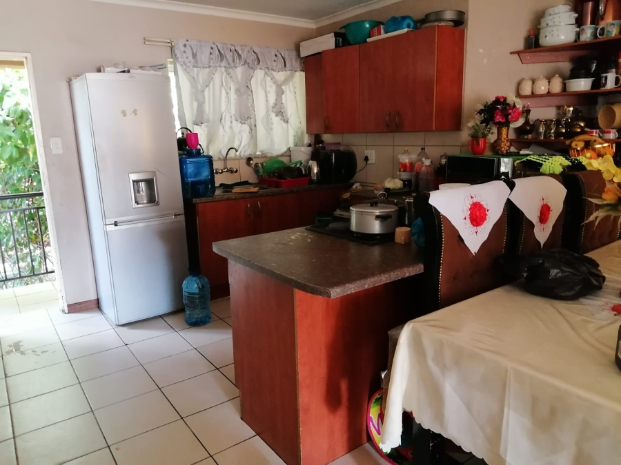 2 Bedroom Property for Sale in Rustenburg Central North West
